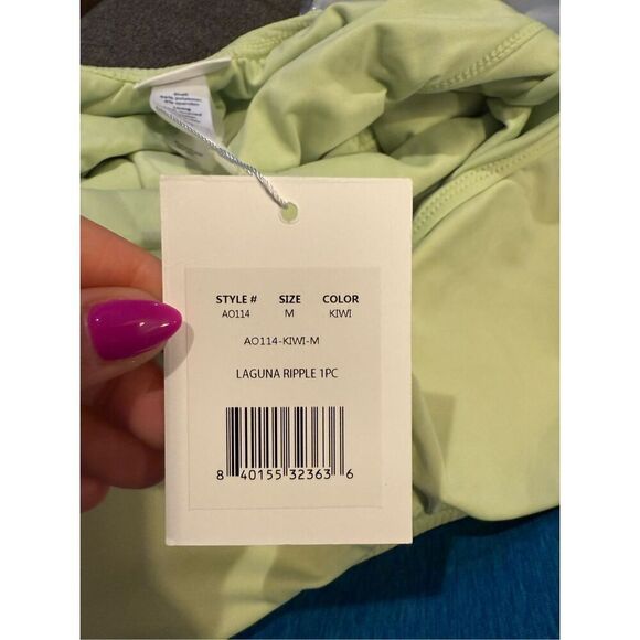NWT ANDIE SWIM - The Laguna One Piece - Ribbed - KiWi Color - Rare! - Picture 6 of 8